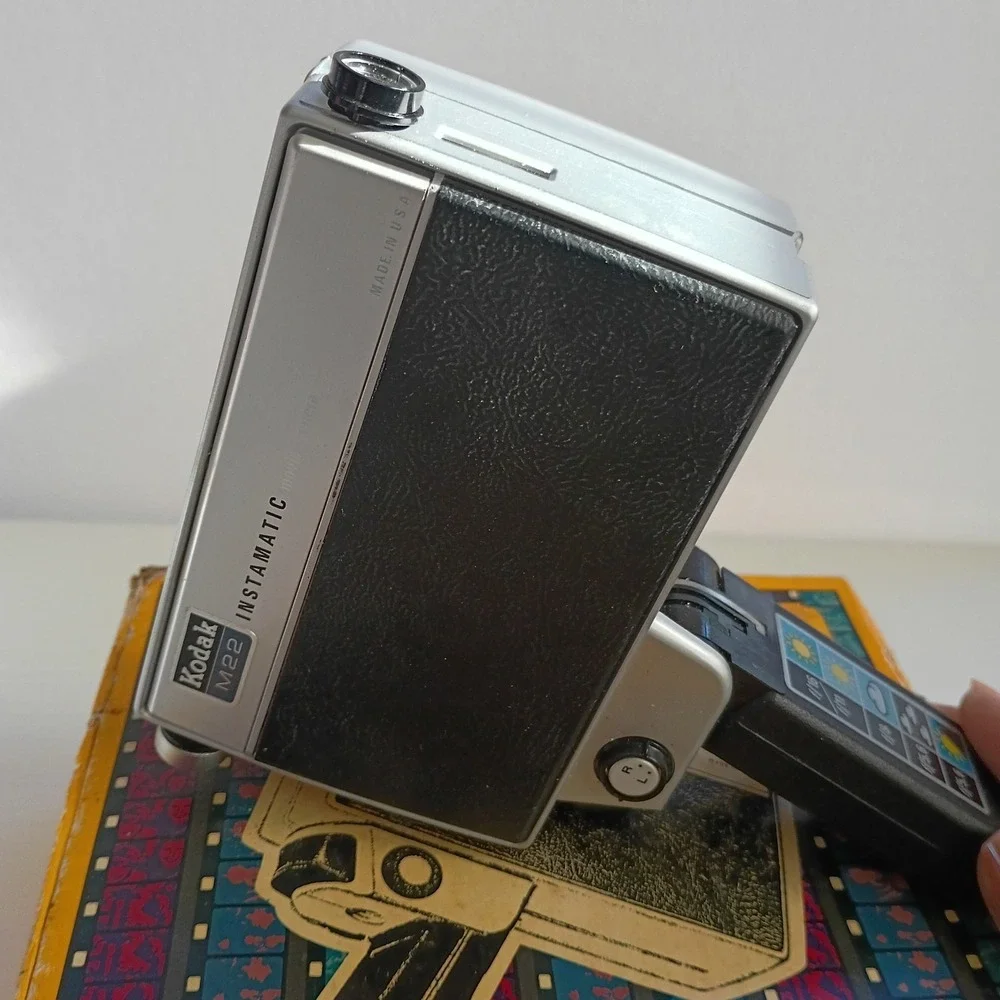 Vintage 1970‎ Kodak M22 Instamatic Super 8 camera Movie Outfit with original box